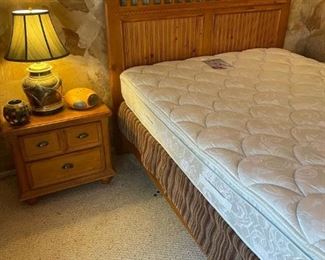Queen Size Bed With Nightstand And More
