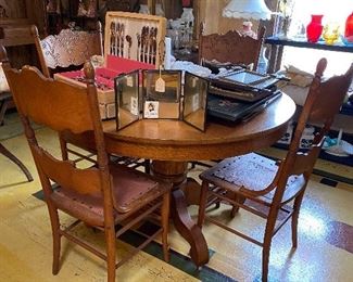 Oak Table & Chairs