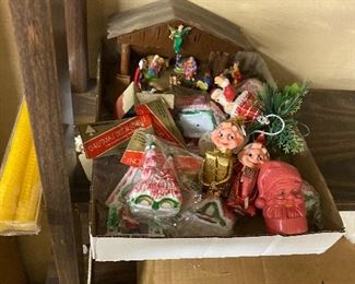 Vintage Christmas (Knee Huggers)