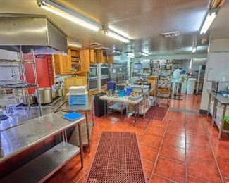 Commercial kitchen