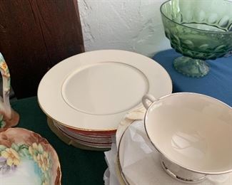 Lenox Cosmopolitan Collection “Hayworth”