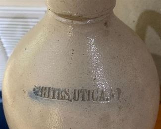 New York slat glaze jug