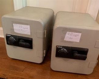 2 safes