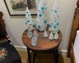 Bottle brush trees -modern