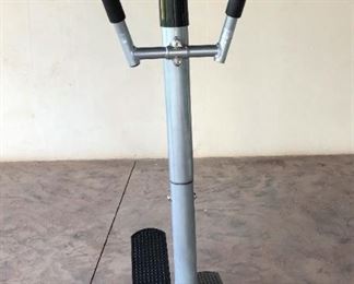 EXERCISE STEP MACHINE