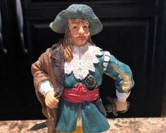 PIRATE WITH SWORD BEHIND