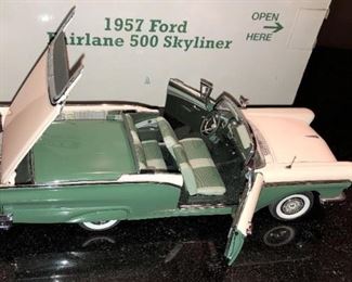 DIE CAST COLLECTOR SERIES 1957 FORD