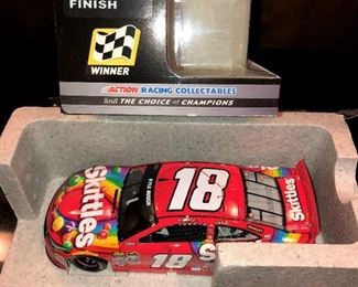 DIE CAST KYLE BUSCH INDY WIN SKITTLES