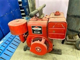 GENERATOR BRIGGS & STRATTON 8 HP VOLT MASTER 6000 WATT