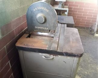 H B ROUSE CO FIXED THROAT LEAD BAND SAW