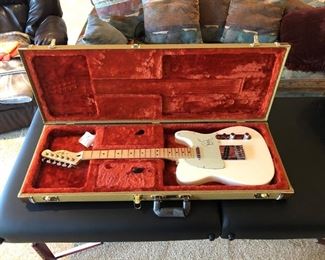 FENDER TELECASTER GUITAR AUTOGRAPHED ZACK BROWN