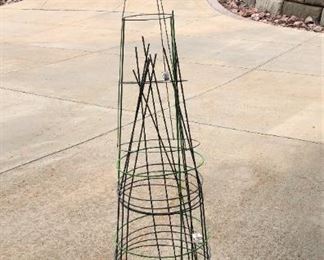 TOMATO CAGES