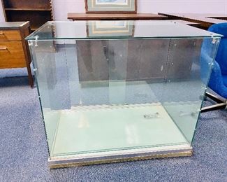 Glass showcase