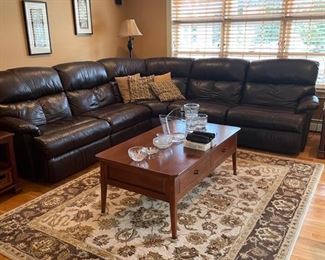 Flexsteel leather sectional with 3 reclining seats