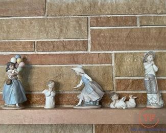 LLADRO Figurines
