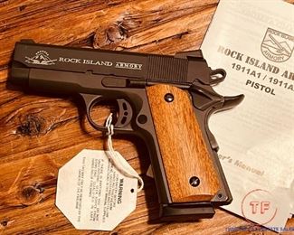 ROCK ISLAND 1911 A-1 (.45 Caliber)
