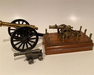 Miniature cannons 