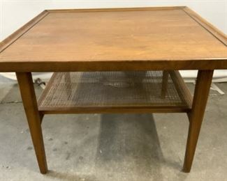 DREXEL Mid Century Modern Wooden Coffee Table
