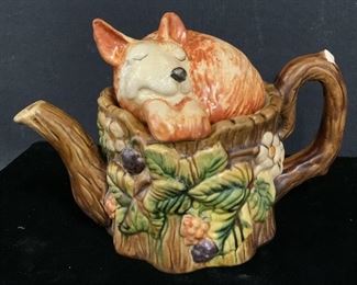 Vintage Wood Stump Tea Pot with Fox on Lid
