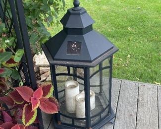 Outdoor lanterns/candle decor