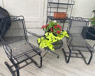 Wrought iron outdoor chairs and side tables - very nice!