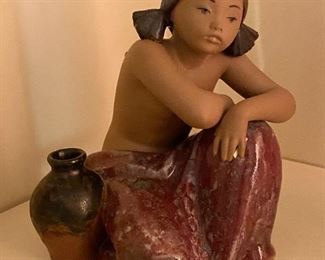 Desiree with Jug Lladro