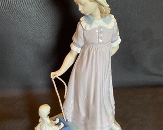 Girl Pulling Wagon Lladro
