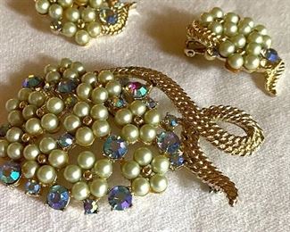 Very unusual brooch and earring set