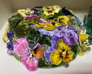 Multi-colored pansie hat