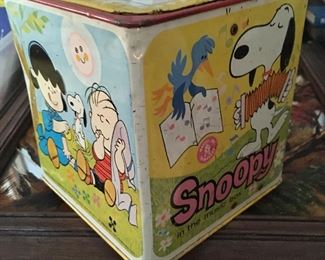 Peanuts jack-in-the-box