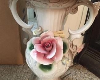Capodimonte large vase
