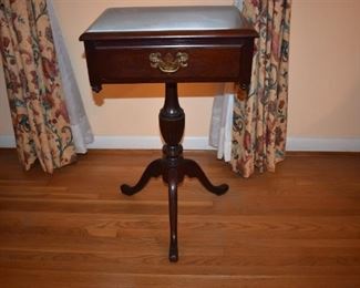 Genuine Mahogany Antique Accent Table with Drop Leaves , Drawer, and Turned Pedestal and Padded Feet, certified by the Mahogany Association, Inc. #225