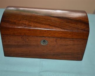 Early 19th century tea caddy, sarcophagus shaped, either British or American, circa 1800's