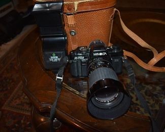 MINOLTA X-700 Camera with Sunpak Auto 266 D