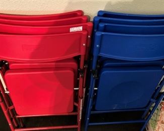 4 red and 4 blue chairs for little ones