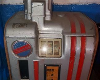 5 cent Columbia cigarette slot machine (in need of repair)