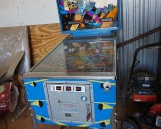 Pinball machine