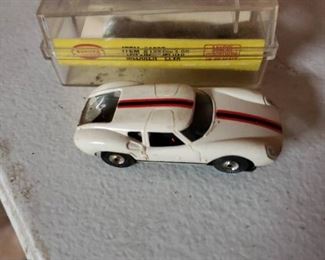 Aurora Slot Car McLaren Elva With Box