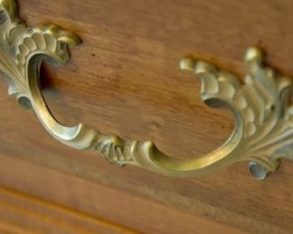 RSPV - Ethan Allen dresser