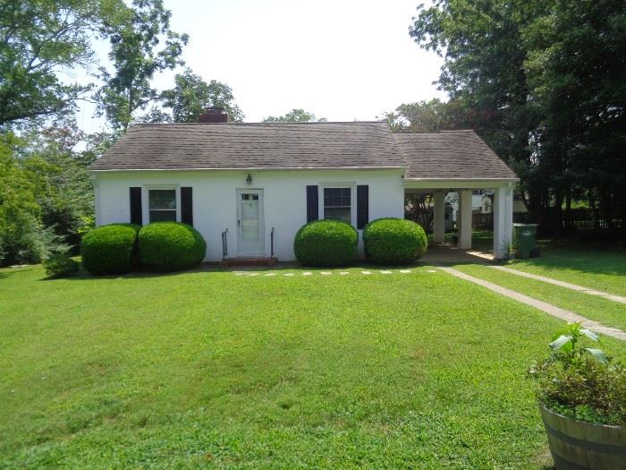 Gloucester Courthouse Multiple Estate Sale starts on 8/28/2021