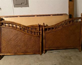 Rattan twin size beds (2x)