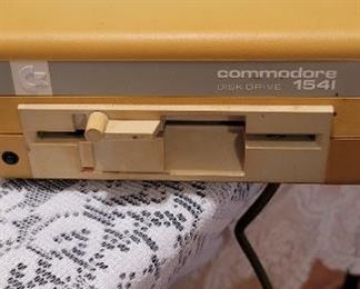 Commodore disk drive 1541