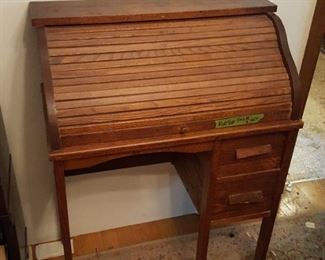 Small Roll Top Desk