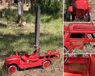 1920s All original fully restored “Buddy L Aerial” fire truck