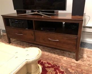 TV / Media Table