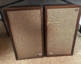 The Fisher XP-2A speakers