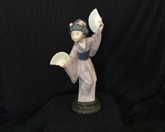 Lladro Madame Butterfly