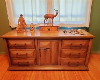 Stanley double bedroom set: Highboy, dresser w/ mirror, night stand and headboard