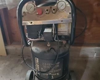 Pro-source Compressor 2.5 HP 10 gallon