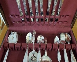 Silverplate flatware